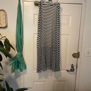 ☀️☀️☀️Jieru Chevron Black/White Maxi Skirt